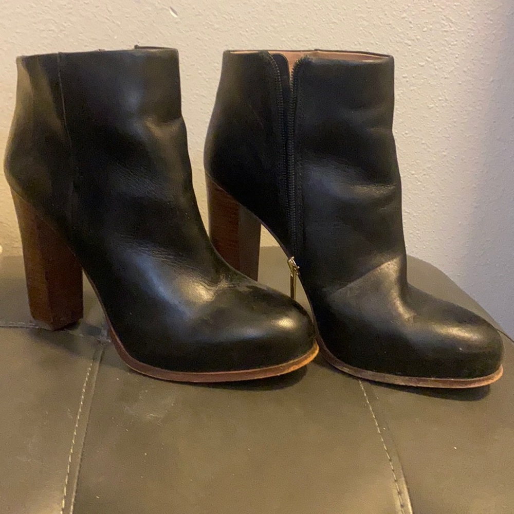 Vince Camuto booties